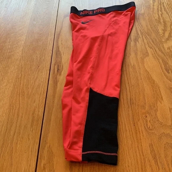Nike Girls Capri Leggings - Picture 4 of 6